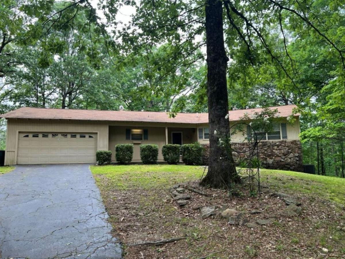 הוט ספרינגס Resort Home On Half A Wooded Acres Sleeps Up To 14 Firepit For Smores מראה חיצוני תמונה