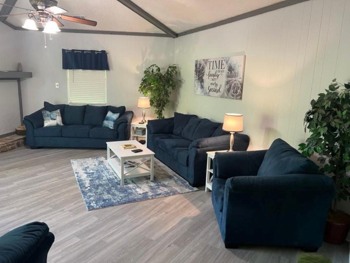 הוט ספרינגס Resort Home On Half A Wooded Acres Sleeps Up To 14 Firepit For Smores מראה חיצוני תמונה